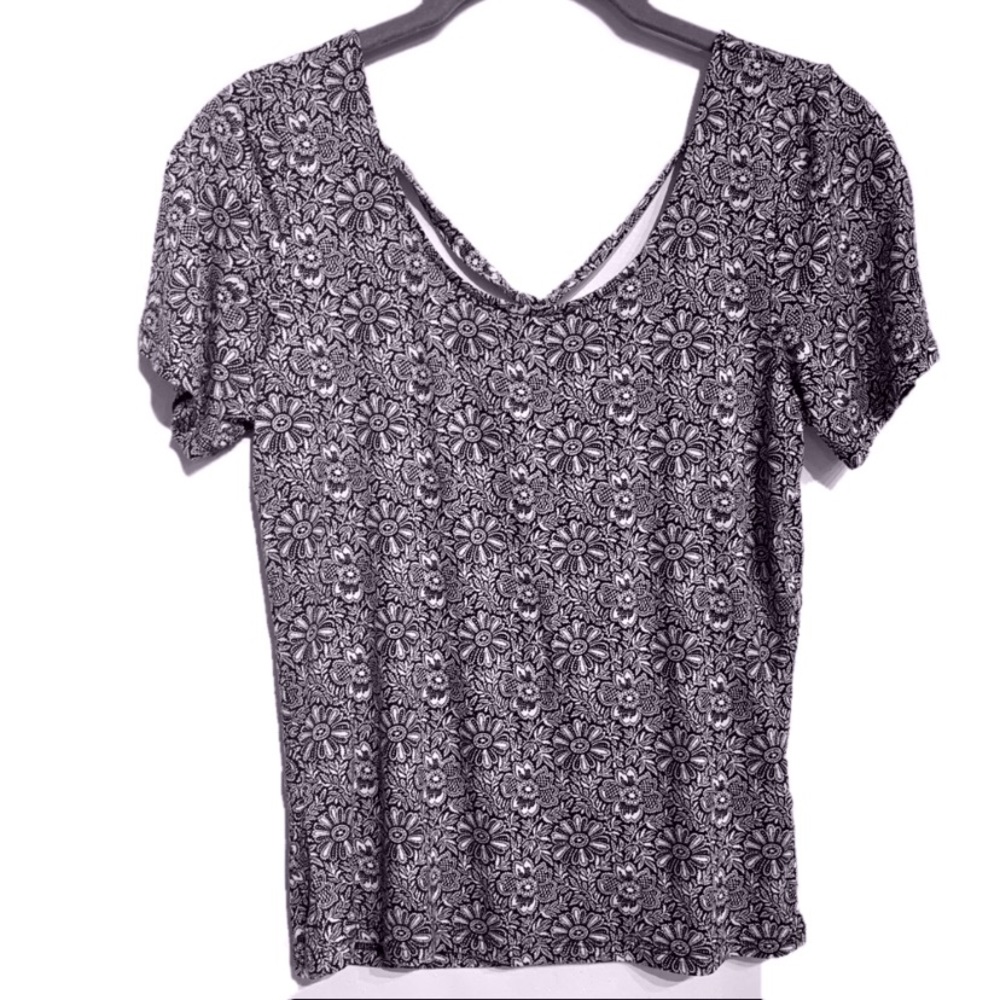 Aeropostale Criss Cross Back Short Sleeve Tee